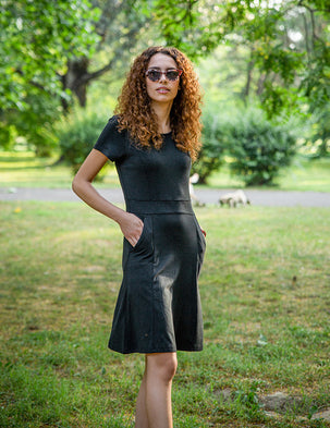 Womens Travel Dresses, Skirts, Skorts with Hidden Pockets | SCOTTeVEST Womens Travel Dresses, Skirts, Skorts with Hidden Pockets | SCOTTeVEST